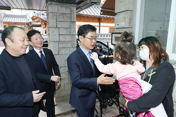 국세청장, 설 명절 맞이 사회복지시설 방문 3 이미지