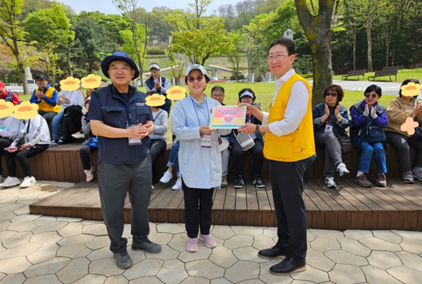 부천세무서, 모범납세자와 함께하는 봉사활동 1 이미지