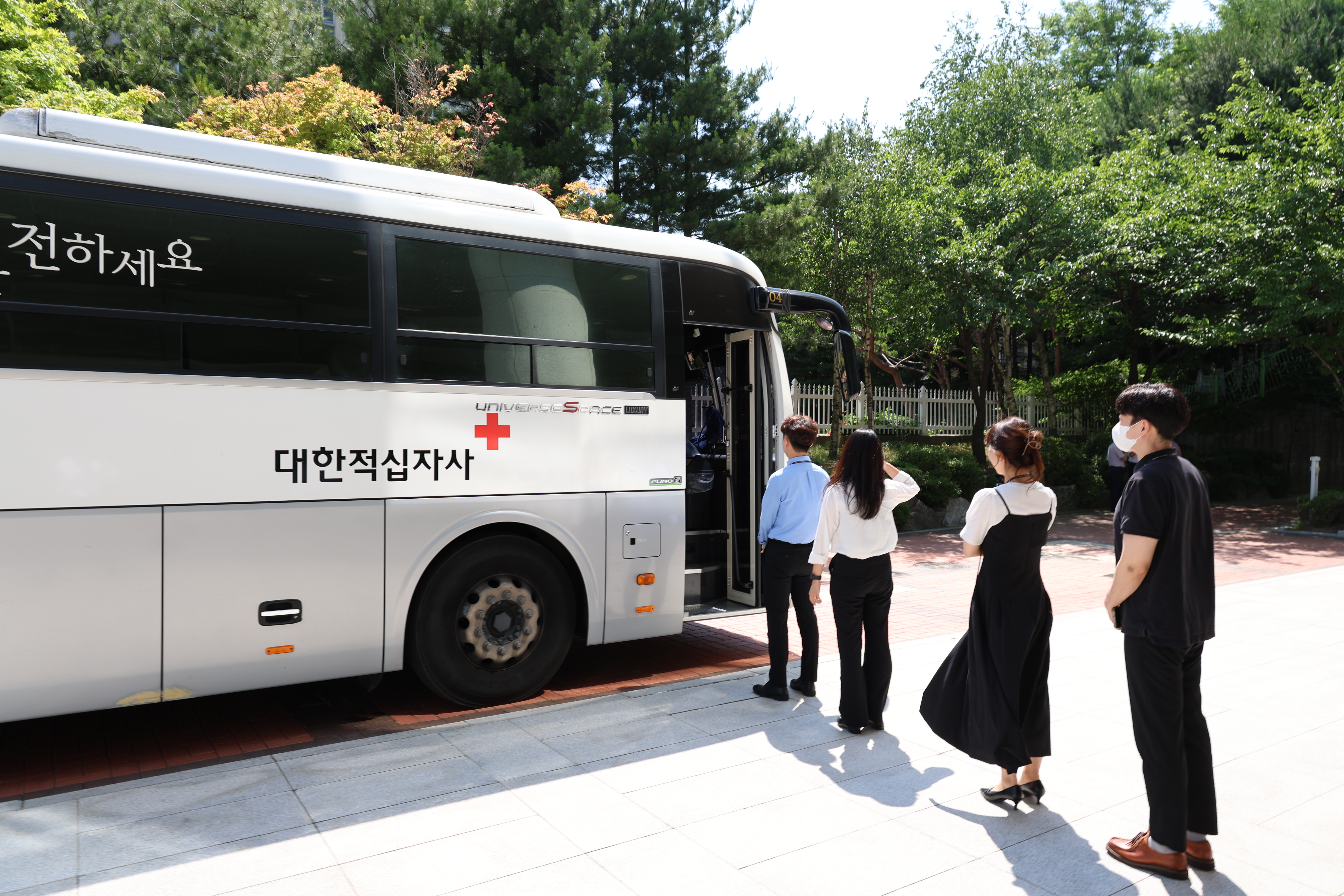 중부지방국세청, 6월 사회공헌·친환경 활동으로 「Saving Lives 사랑의 헌혈」 캠페인 전개 1 이미지